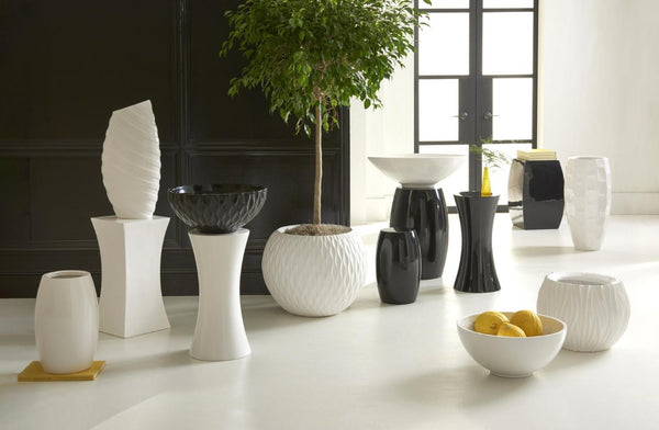 Phillips Collection Ave Resin Hourglass Pedestal with Glossy White Gel Coat Finish for Indoor Outdoor Display PH80614