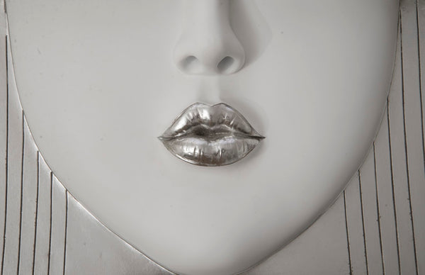 Phillips Collection Fashion Faces Wall Art – Modern Sculptural Design in Crisp White and Bright Silver for Chic Decor Large, Kiss, White and Silver Leaf PH94745