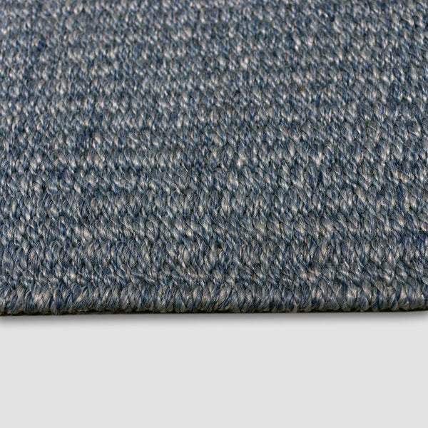 Trans Ocean Liora Manne Avalon Durable Indoor/Outdoor Area Rug With Elegant Texture For Casual Spaces Navy Polypropylene Avo23671033