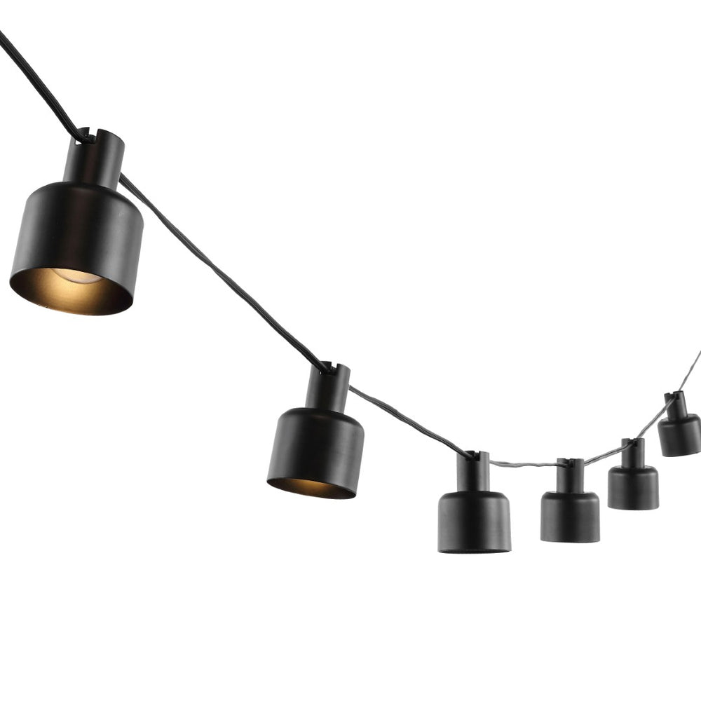 Safavieh ADANER, 10-Light 120-Inch Outdoor String Lights - Elegant Black Lighting for Patios & Gardens PLT4050A