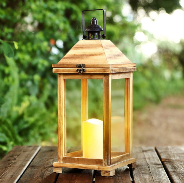 Safavieh ELIDA Small 18.25-Inch Tall Light Brown Wood & Glass Outdoor Lantern – Rustic Candle Holder Décor PLT4081A