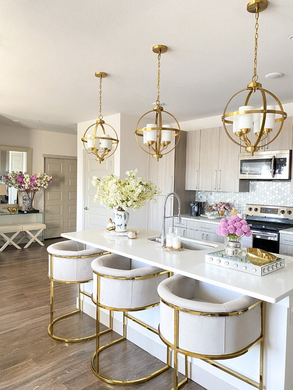 Safavieh FORLER, 4-Light Extendable Pendant in Brass and Glass - Perfect for Dining Rooms and Living Spaces PND4117A