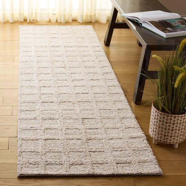 Safavieh Pine Hand-tufted Runner Rug - Luxurious Wool Pile For Hallways, Stairs & Elegant Home Decor Beige ,Brown Hand Spun Wool Pile Pne115b-28