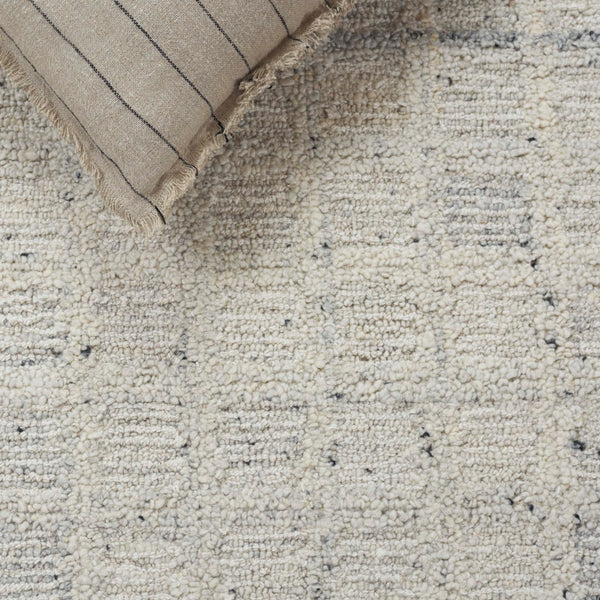 Safavieh Pine Hand-tufted Area Rug: Luxurious Wool Design In Natural Hues For Stylish Home Decor Comfort Grey Hand Spun Wool Pile Pne115f-6