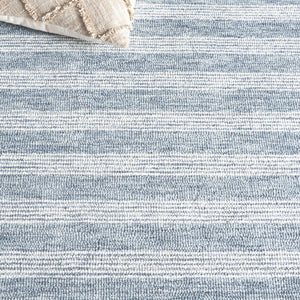 Safavieh Pine Elegant Hand-tufted Wool Runner Rug - Chic Contemporary Design For Luxurious Home Decor Blue ,Ivory Wool Pile Pne304m-5