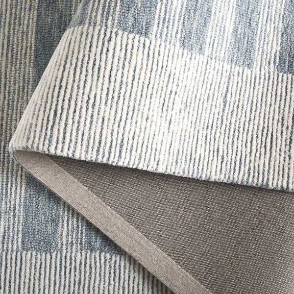 Safavieh Pine Elegant Hand-tufted Wool Runner Rug - Chic Contemporary Design For Luxurious Home Decor Blue ,Ivory Wool Pile Pne304m-5