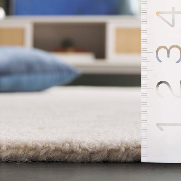 Safavieh Pine Hand-tufted Wool Runner Rug - Elegant Floral Design For Hallways And Home Décor Luxury Ivory Wool Pile Pne401a-5