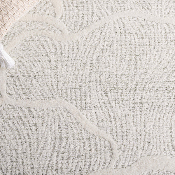 Safavieh Pine Hand-tufted Wool Runner Rug - Luxurious Modern Design For Hallways And Elegant Spaces Sage Green ,Ivory Wool Pile Pne402w-5