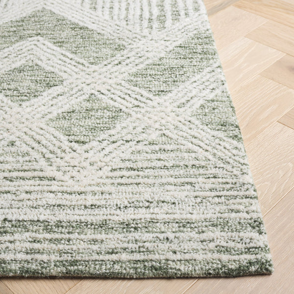 Safavieh Pine Hand-tufted Area Rug In Elegant Grey And Ivory Design – Luxurious Runner For Any Space Sage ,Ivory Wool & Cotton Pne601w-5