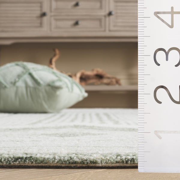 Safavieh Pine Hand-tufted Area Rug In Elegant Grey And Ivory Design – Luxurious Runner For Any Space Sage ,Ivory Wool & Cotton Pne601w-5