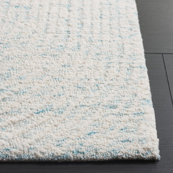 Safavieh Pine Handcrafted Wool And Cotton Runner Rug – Elegant Design For Modern Hallways And Living Spaces Turquoise ,Ivory Wool & Cotton Pne602j-5