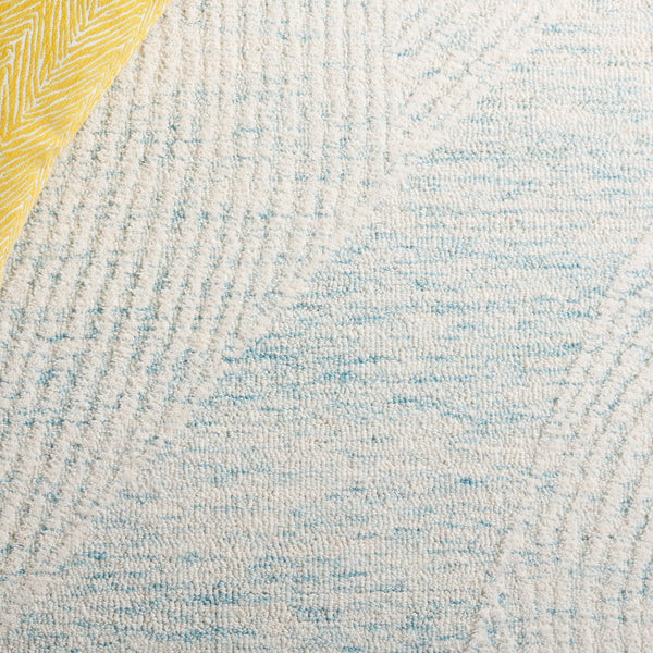 Safavieh Pine Handcrafted Wool And Cotton Runner Rug – Elegant Design For Modern Hallways And Living Spaces Turquoise ,Ivory Wool & Cotton Pne602j-5