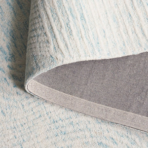 Safavieh Pine Handcrafted Wool And Cotton Runner Rug – Elegant Design For Modern Hallways And Living Spaces Turquoise ,Ivory Wool & Cotton Pne602j-5