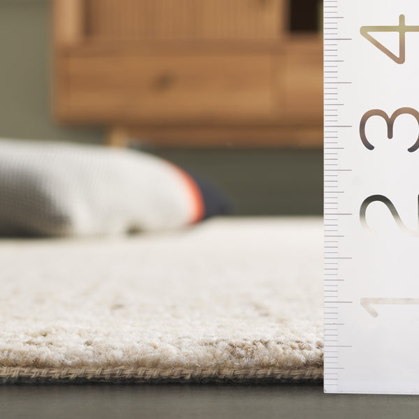 Safavieh Pine Luxurious Hand-tufted Area Rug In Elegant Shades For Modern Hallways And Narrow Spaces Sage ,Ivory 80% Wool,10% Cotton,10% Latex Pne704w-5