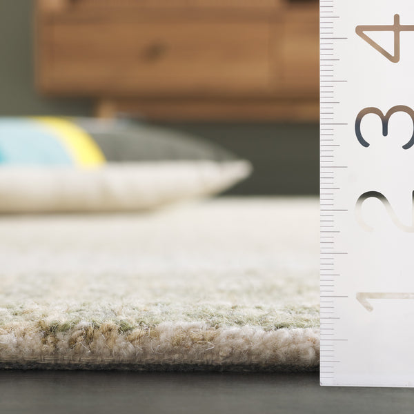 Safavieh Pine Hand-tufted Runner Rug - Elegant Modern Design In Chic Color Palette For Contemporary Homes Green ,Ivory 80% Wool,10% Cotton,10% Latex Pne705y-5