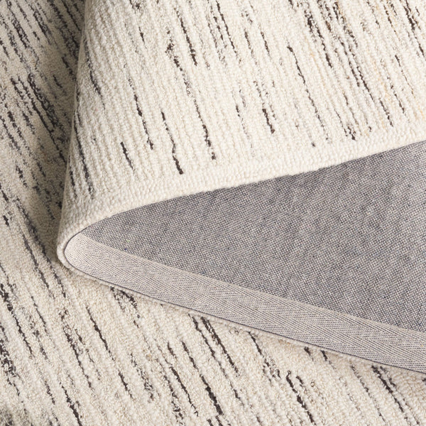 Safavieh Pine806a Elegant Runner Area Rug - Hand-tufted Wool Blend For Modern Home Decor & Comfort Natural ,Ivory 80% Wool,10% Cotton,10% Latex Pne806a-5