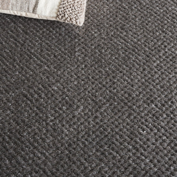 Safavieh Penelope Luxurious Shag Area Rug For Cozy Living Spaces - Exquisite Craftsmanship & Comfort Grey 73% Polyester,27% Jute Pnl500f-7sq