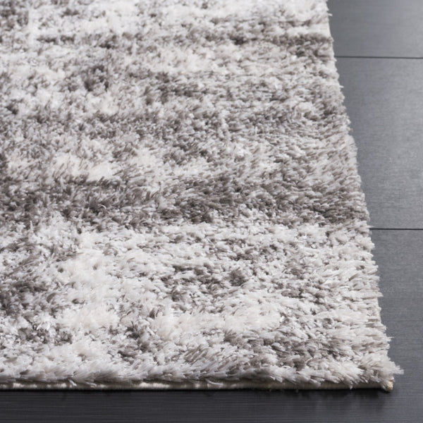 Safavieh Penelope Shag Area Rug: Luxurious Taupe & Ivory Design For Cozy Living Spaces And Ultimate Comfort Grey ,Ivory 73% Polyester,27% Jute Pnl520f-6
