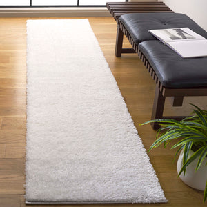Safavieh Penelope Ivory Shag Rug 6'7"X8'7" Plush 5/8" Pile Power-Loomed Turkey, Polyester-Jute Blend, Eco Chic PNL540A-6