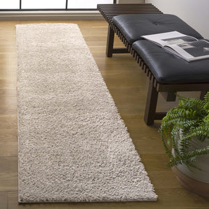 Safavieh Penelope Luxurious Shag Runner Rug - Plush Comfort, Timeless Elegance For Modern And Traditional Spaces Beige 73% Polyester,27% Jute Pnl540b-7sq