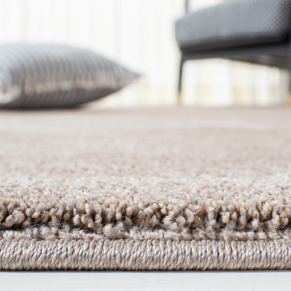 Safavieh Pattern Elegant Area Rug - Versatile Power-loomed Design For Timeless Home Decor & Comfort Ivory Polypropylene Pns320-4414-7r