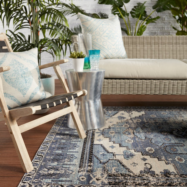 Jaipur Living Polaris Cicero Pol39 Rug149206 Powerloomed Machinemade 100% Polypropylene Vintage Medallion Outdoor Rug Blue, Gray 100% Polypropylene Rug149206