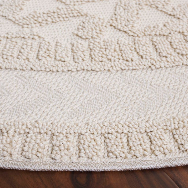 Safavieh Paros Ivory Geometric Runner Rug Power Loomed Polypropylene for Hallways and Entryways Off-White 6'-7" x 6'-7" - Round POS116A-7R