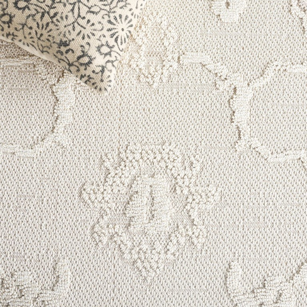 Safavieh Paros Ivory Oriental Hallway Runner Power Loomed Polypropylene Low Pile Turkish Rug 4'-0" x 6'-0" POS118A-4