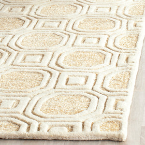 Safavieh Precious Luxurious Hand Tufted Runner Area Rug With Elegant Geometric Design For Timeless Style Beige 40% Polyester 40% Wool 20% Cotton Pre153b-28