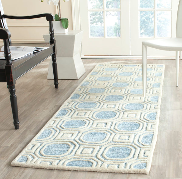 Safavieh Precious Elegant Hand-tufted Area Rug With Geometric Design For Cozy Home Decor And Style Mist Blue 40% Polyester 40% Wool 20% Cotton Pre153m-4