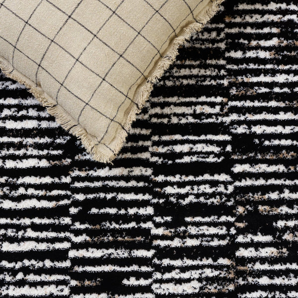 Safavieh Parker Modern Black And Ivory Area Rug — Low-Profile 3/8" Pile, Durable Power-Loomed Jute-Poly Blend 6'-0" x 9'-0" PRK192H-6
