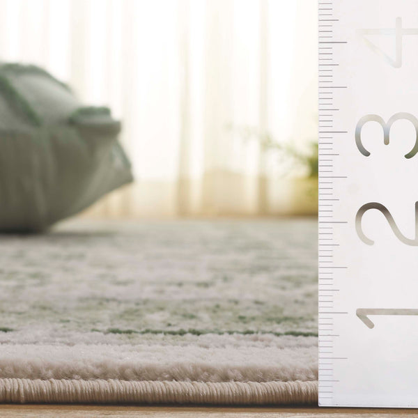 Safavieh Prestige Elegant Area Rug With Timeless Medallion Design For Sophisticated Home Decor Style Ivory ,Light Green 75% Polypropylene 25% Polyester Pte112a-9