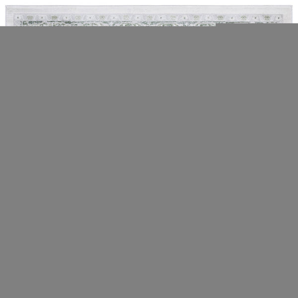 Safavieh Prestige Elegant Area Rug With Timeless Medallion Design For Sophisticated Home Decor Style Ivory ,Light Green 75% Polypropylene 25% Polyester Pte112a-9