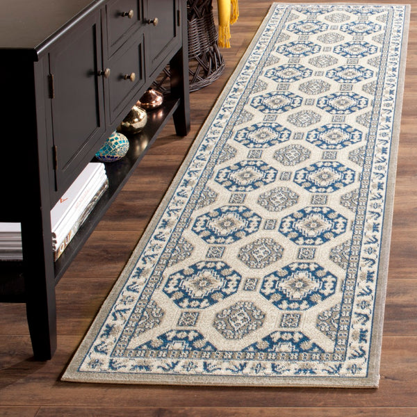 Safavieh Patina Exquisite Area Rug - Timeless Elegance Meets Modern Craftsmanship For Any Room Decor Blue ,Ivory Polypropylene Pile Ptn320d-4sq
