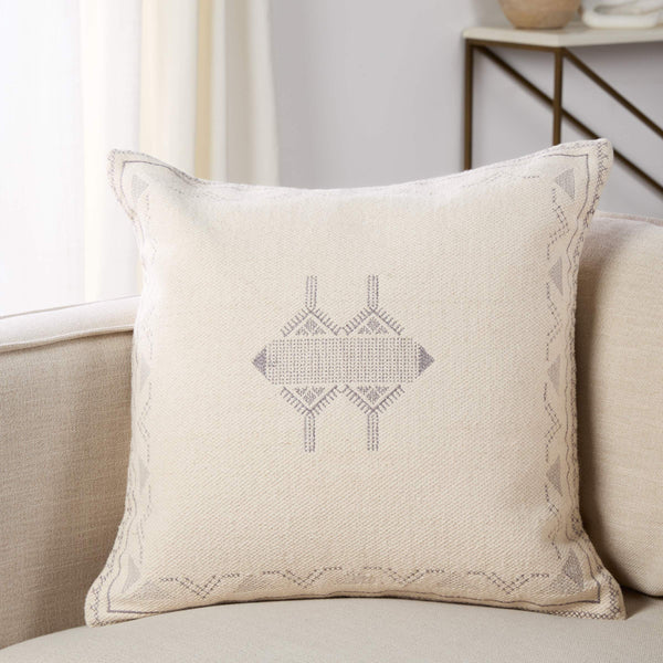 Jaipur Living Jaipur Living Ianira Cotton Woven Medallion Throw Pillow Cover Moroccan Tribal Cream PLC102599