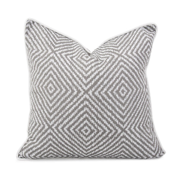 Howard Elliott Outdoor Pillow - Soft Woven Fabric With Durable Design For Indoor & Outdoor Living Spaces, Chic Style Gray 50% Polyester,50% Olefin Q3-1281-howard-elliott