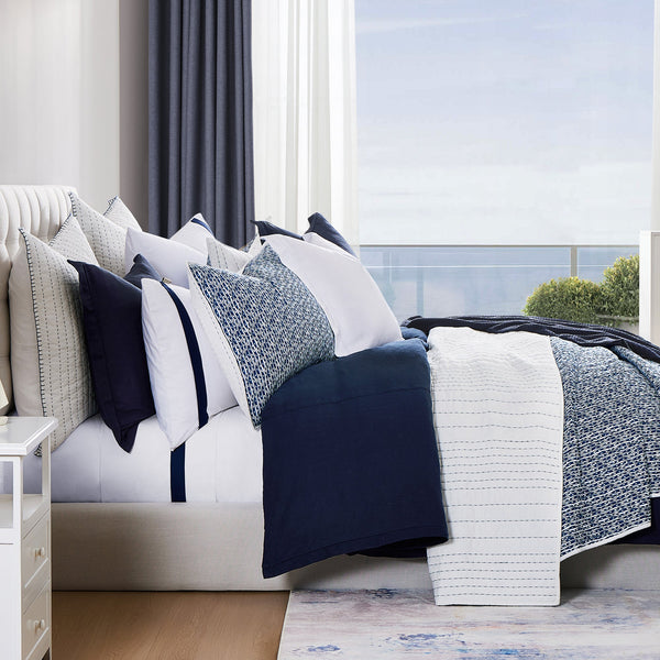 Hiend Accents Staccato Reversible Quilt Set - Transform Your Bedroom With Elegant Watercolor Design And Comfort Blue,White Face And Back, 100% Cotton,Fill, 100% Polyester Qn2249-tw-oc