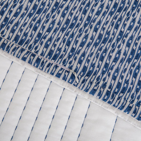 Hiend Accents Staccato Reversible Quilt Set - Transform Your Bedroom With Elegant Watercolor Design And Comfort Blue,White Face And Back, 100% Cotton,Fill, 100% Polyester Qn2249-tw-oc