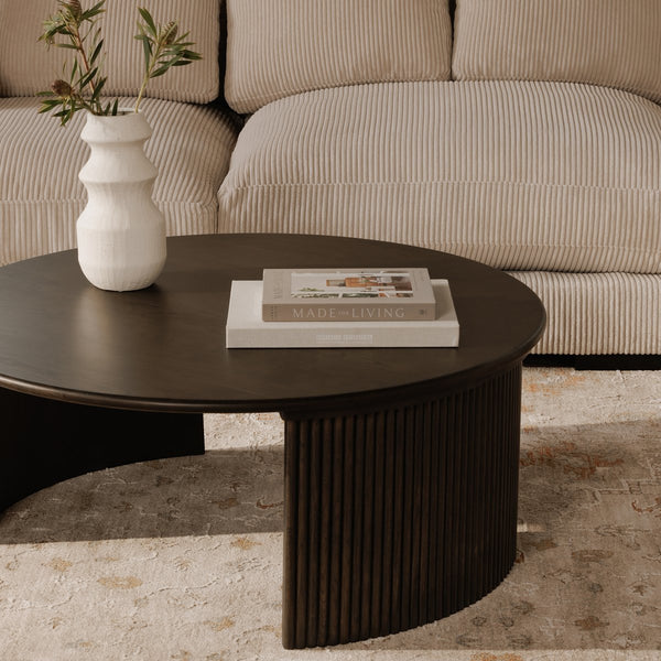 Moe's Home Penny Coffee Table: Elegant Nesting Design With Solid Oak Top And Playful Fluted Bases For Charm Brown Solid Oak Tabletop,Oak Veneer Over Plywood Base Qo-1012-20