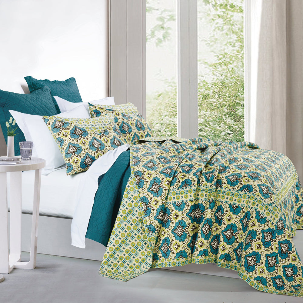 Hiend Accents Salado Reversible Quilt Set - Elegant 3-piece Medallion Design For Stylish Bedroom Transformation Green,Yellow Quilt, Face, 100% Cotton. Back, 100% Cotton. Filling, 80% Cotton,20%Rayon,Standard Sham, Shell, Face, 100% Cotton. Back, 100% Cotton. Filling, 80% Cotton,20% Rayon Qw1005-fq-oc