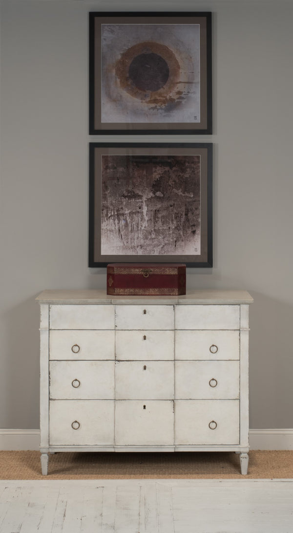 Sarreid Azzalene Dresser In White Finish With Stunning Gray Quartz Top For A Modern Bedroom Upgrade White  R054-37t15