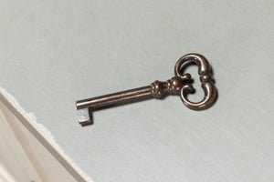 Sarreid Bellagio Sideboard 96" - Elegant Stucco White Base With Chic Grey Top For Modern Living Spaces Grey  R061-14t15