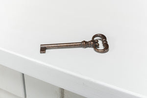 Sarreid Lionisio Buffet 75 In Cortina White Finish - Elegant Wood Buffet With 4 Stylish Doors For Storage White  R077-79w