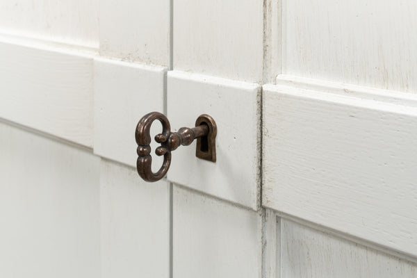 Sarreid Lionisio Buffet 75 In Cortina White Finish - Elegant Wood Buffet With 4 Stylish Doors For Storage White  R077-79w