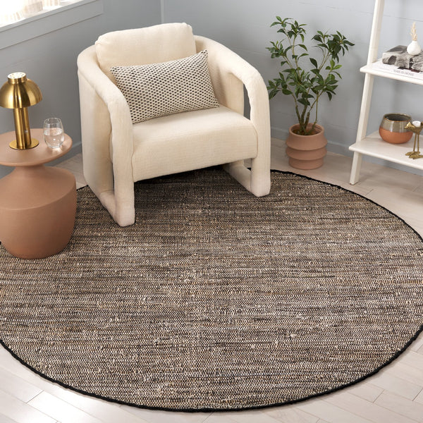 Safavieh Rag Handwoven Area Rug In Ivory And Black - Modern Eco-friendly Design For Chic Home Decor Beige ,Black 80% Denim,20% Cotton Rar301b-6r