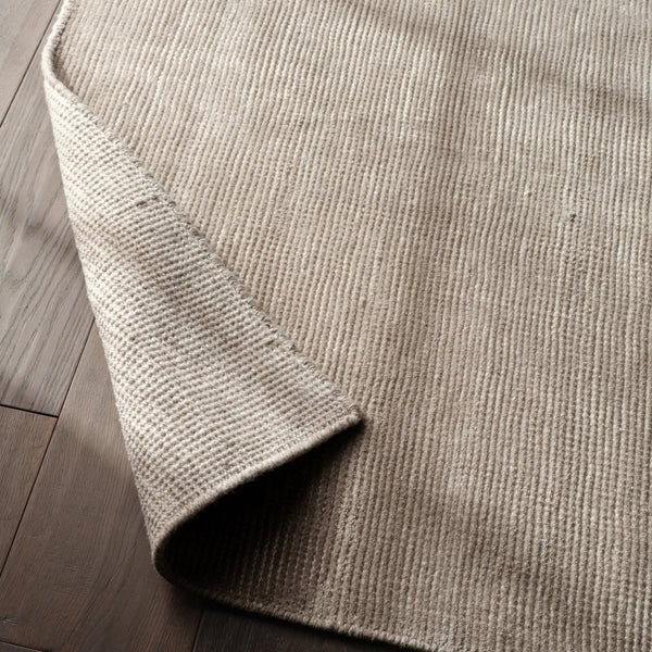 Jaipur Living Rebecca Limon Rbc10 Handwoven Handmade 100% Pet Yarn Solids Solid Outdoor Rug Light Taupe 100% Pet Yarn Rug148938