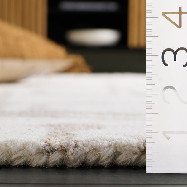 Safavieh Rodeo Drive Modern Runner Area Rug - Hand Tufted Wool Pile For Luxurious Elegance In Any Space Natural ,Ivory Wool Pile Rd178a-5