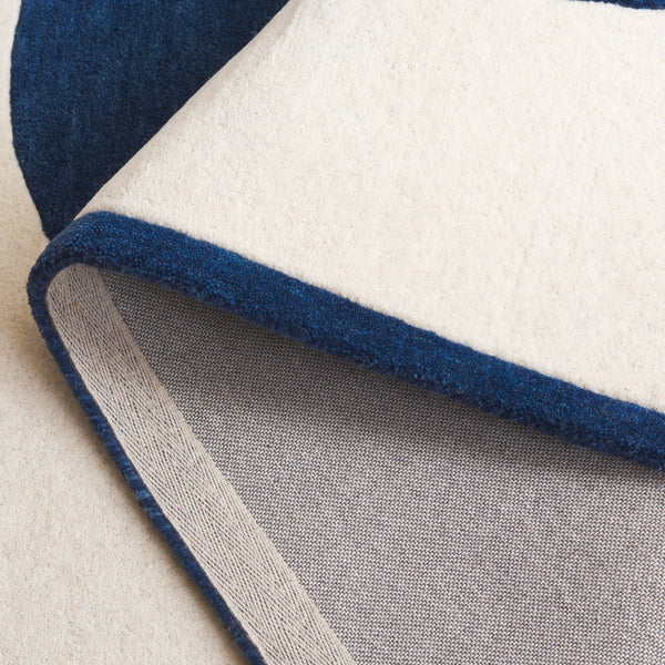 Safavieh Rodeo Handcrafted Area Rug - Luxurious Wool Blend With Textured Design For Modern Elegance In Decor Ivory ,Navy 80% Wool,20% Cotton Rd377n-6sq