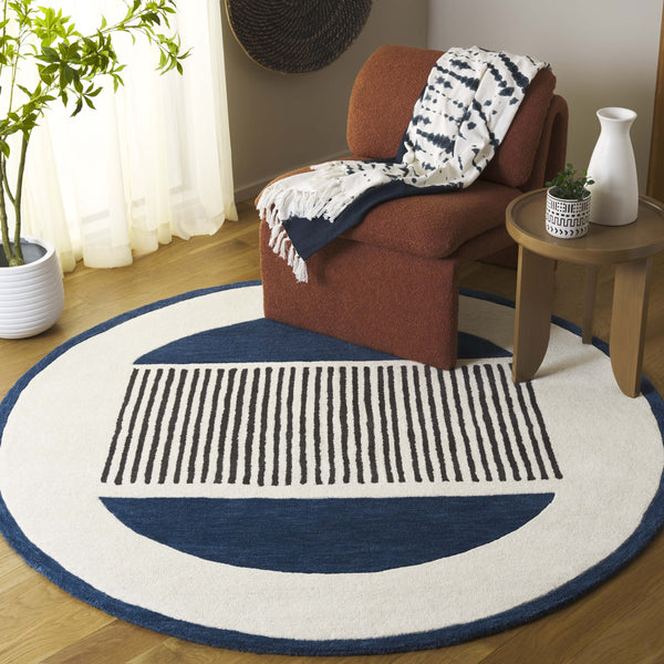 Safavieh Rodeo Handcrafted Area Rug - Luxurious Wool Blend With Textured Design For Modern Elegance In Decor Ivory ,Navy 80% Wool,20% Cotton Rd377n-6sq