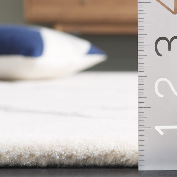 Safavieh Rodeo Handcrafted Area Rug - Timeless Elegance With Plush Comfort And Contemporary Artful Design Ivory ,Grey 80% Wool 20% Cotton Rd408f-8